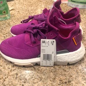 New size 6 adidas